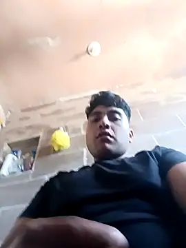 crisssalazar online show from 10, 3, 2025