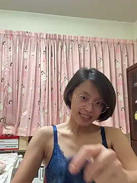 ladypaggy online show from 4, 2, 2026