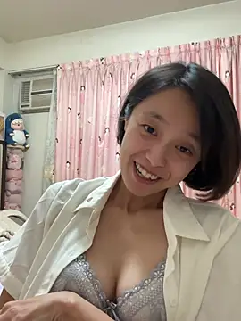 ladypaggy online show from 28, 4, 2026