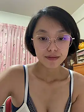 ladypaggy online show from 19, 4, 2026