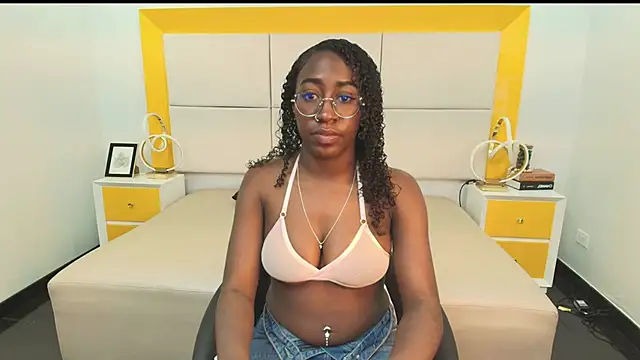 Qeen blackk online show from 18, 12, 2025