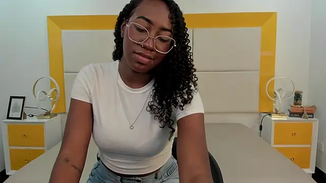 Qeen blackk online show from 30, 3, 2026