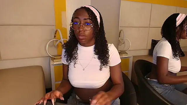 Qeen blackk online show from 29, 11, 2025