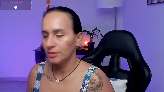 Sara Charmy online show from 4, 6, 2026