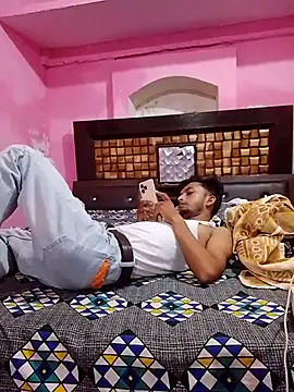 Snapshot of Rahulrana893 chatting on 4, 7, 2026 Rahulrana893 online show from 4, 7, 2026