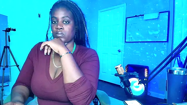 Snapshot of lovelyenigma365 chatting on 28, 4, 2026 lovelyenigma365 online show from 28, 4, 2026