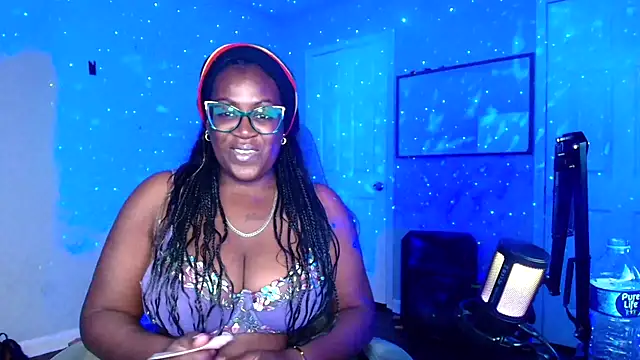 Snapshot of lovelyenigma365 chatting on 8, 5, 2026 lovelyenigma365 online show from 8, 5, 2026