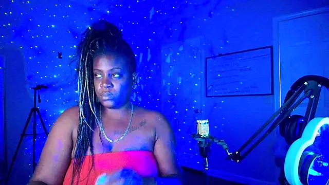 lovelyenigma365 online show from 23, 4, 2026