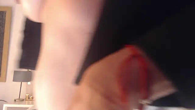 HotBellaMilf online show from 20, 11, 2025