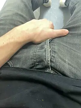 GreekDaddyNickOfficial online show from 18, 3, 2025