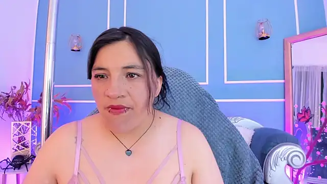 TaraTaylorr online show from 14, 6, 2026