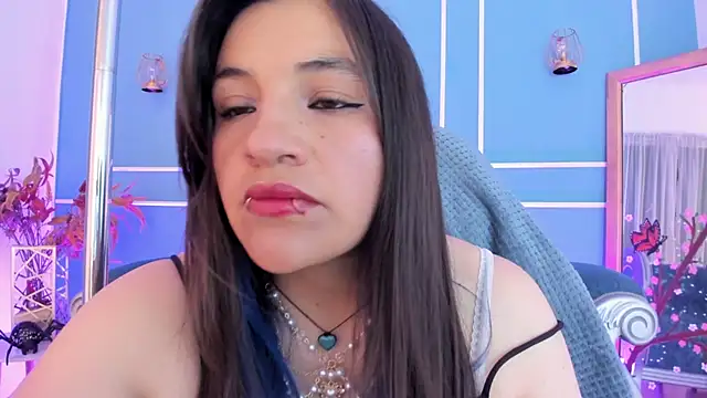 TaraTaylorr online show from 11, 6, 2026