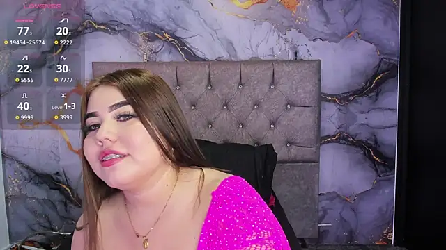 Snapshot of MadissonLee__ chatting on 25, 11, 2025 MadissonLee online show from 25, 11, 2025