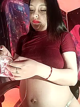 MiaStarts online show from 17, 12, 2025