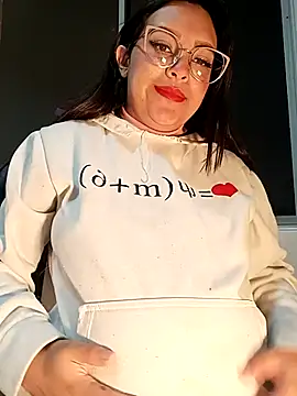 MiaStarts online show from 15, 2, 2026