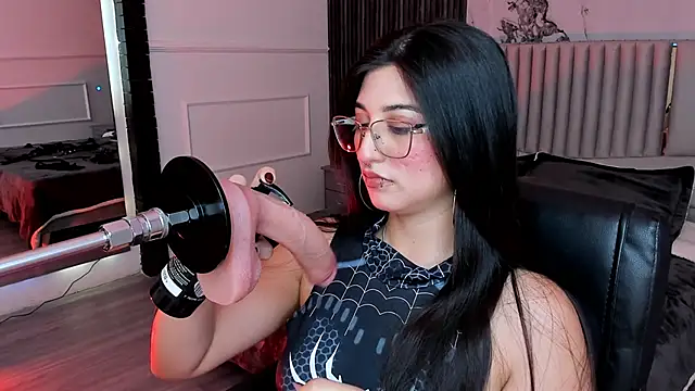 Gabrielakassi online show from 19, 10, 2025