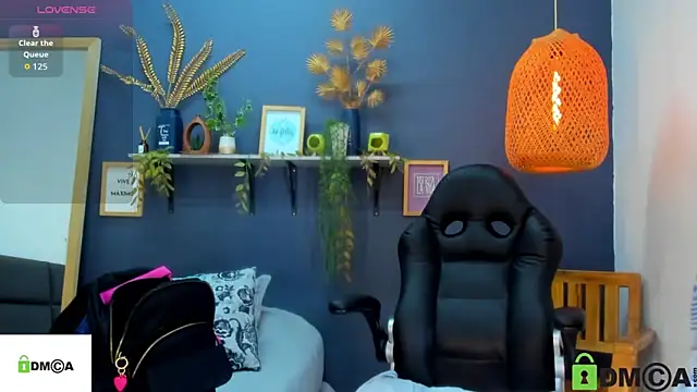 yessila parker online show from 25, 10, 2025