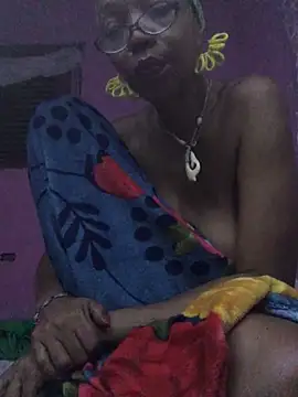 Ladyzee25 online show from 17, 11, 2025