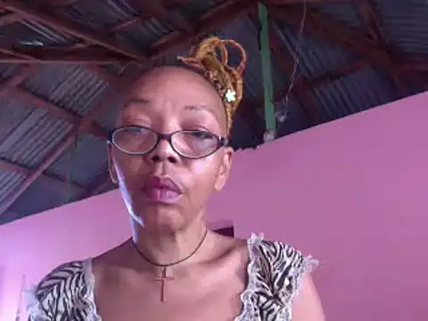 Ladyzee25 online show from 5, 1, 2026