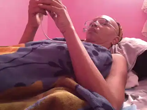 Ladyzee25 online show from 5, 2, 2026