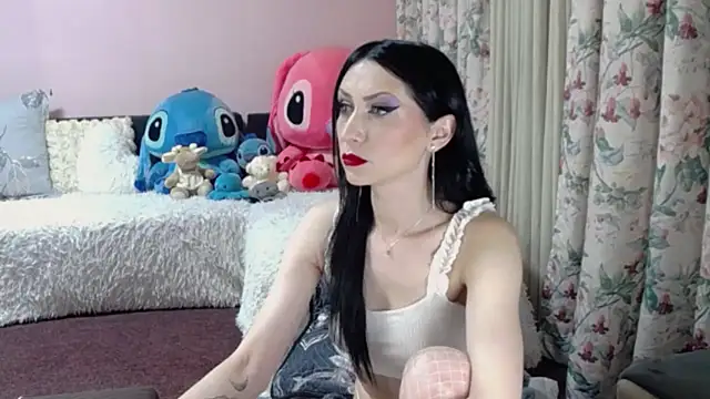 Maddison Summer online show from 2, 4, 2026