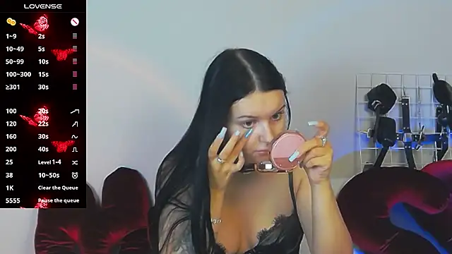 Miss Vic online show from 21, 11, 2025