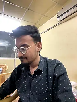 hypersexdriveboi online show from 15, 1, 2026