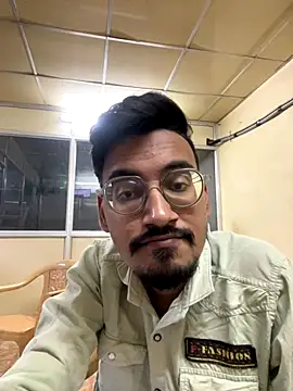 hypersexdriveboi online show from 17, 12, 2025