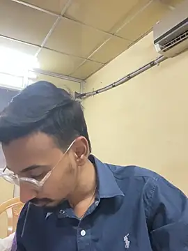 hypersexdriveboi online show from 21, 3, 2025