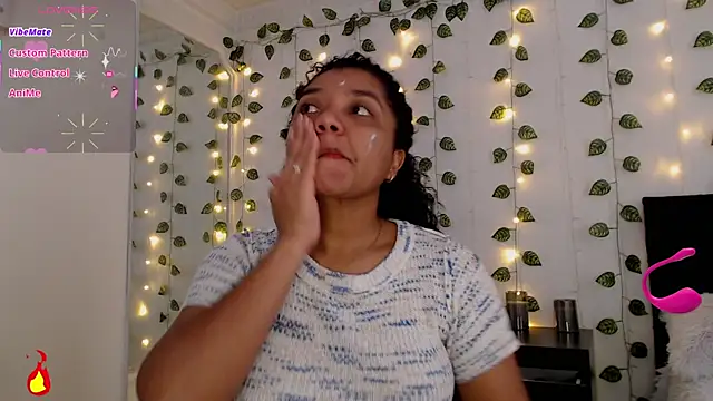 Snapshot of victtoria_cane63 chatting on 5, 6, 2026 victtoria cane63 online show from 5, 6, 2026