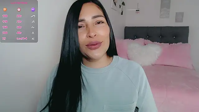 luna lgomez  online show from 9, 3, 2026