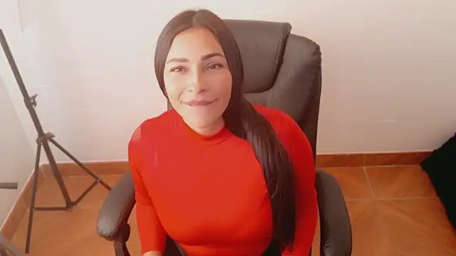 luna lgomez  online show from 12, 5, 2026