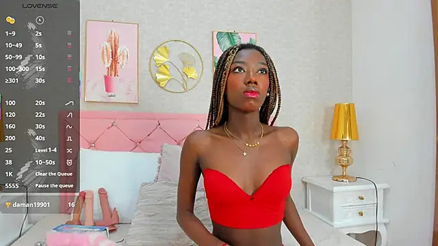 Snapshot of SamantaMarquez chatting on 9, 10, 2025 SamantaMarquez online show from 9, 10, 2025