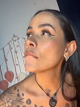 Snapshot of HotAlana_ chatting on 2, 5, 2026 HotAlana online show from 2, 5, 2026