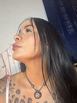 HotAlana  online show from 19, 4, 2026