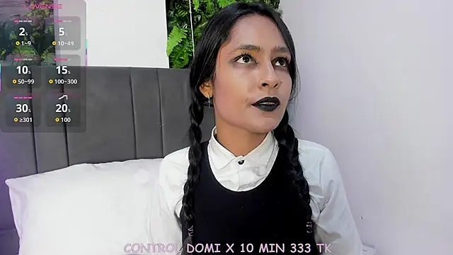 Fernanda liie  online show from 23, 10, 2025