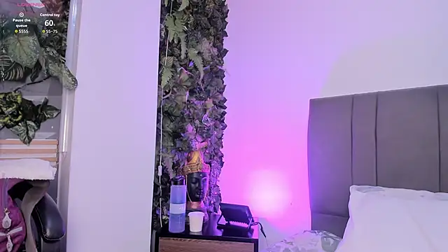 Fernanda liie  online show from 28, 2, 2026