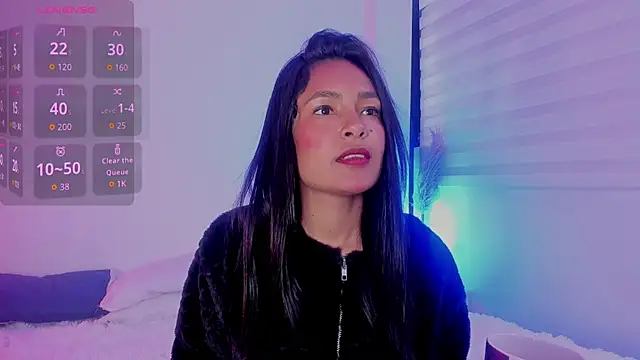 Fernanda liie  online show from 10, 6, 2026