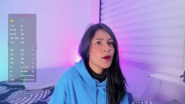 Fernanda liie  online show from 15, 4, 2026