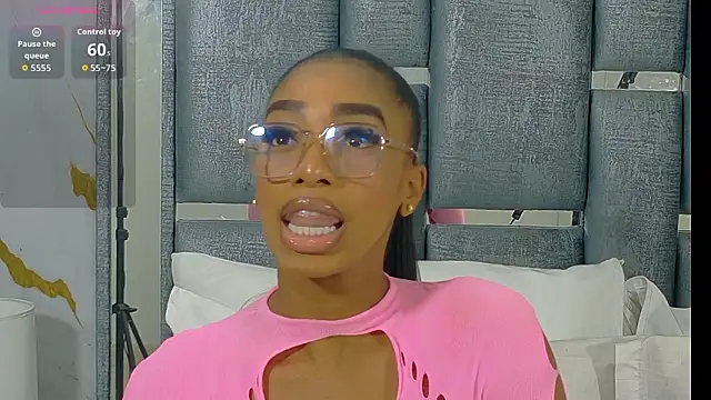 Angelesmith1 online show from 23, 2, 2026