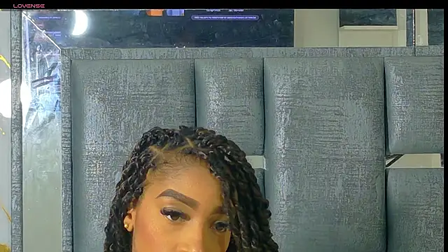 Angelesmith1 online show from 6, 3, 2026