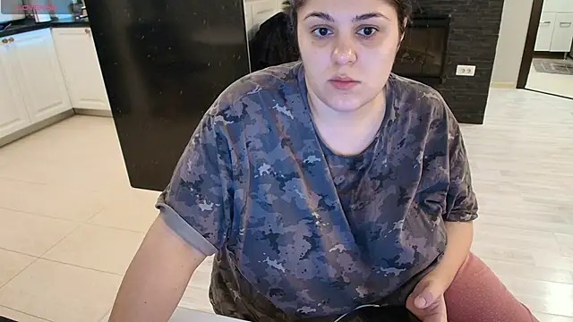 Layla- online show from 17, 1, 2026