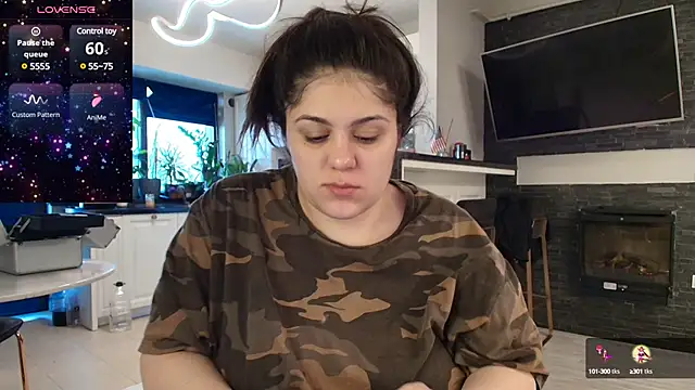 Layla- online show from 25, 2, 2025