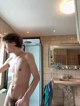 xy monkeyBigCock online show from 15, 4, 2026