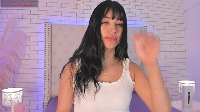 Emilly wilson  online show from 25, 9, 2025
