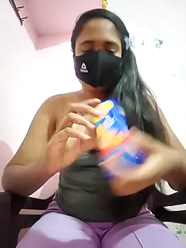 Noghtygirl online show from 6, 11, 2025