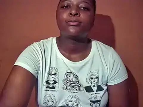 sexyhips2001 online show from 13, 11, 2025