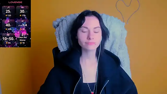 Snapshot of Fiona_Night chatting on 3, 5, 2026 Fiona Night online show from 3, 5, 2026