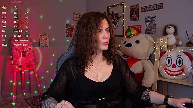 OliviaMcClean online show from 28, 5, 2026