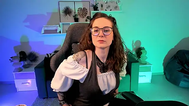 OliviaMcClean online show from 20, 3, 2025